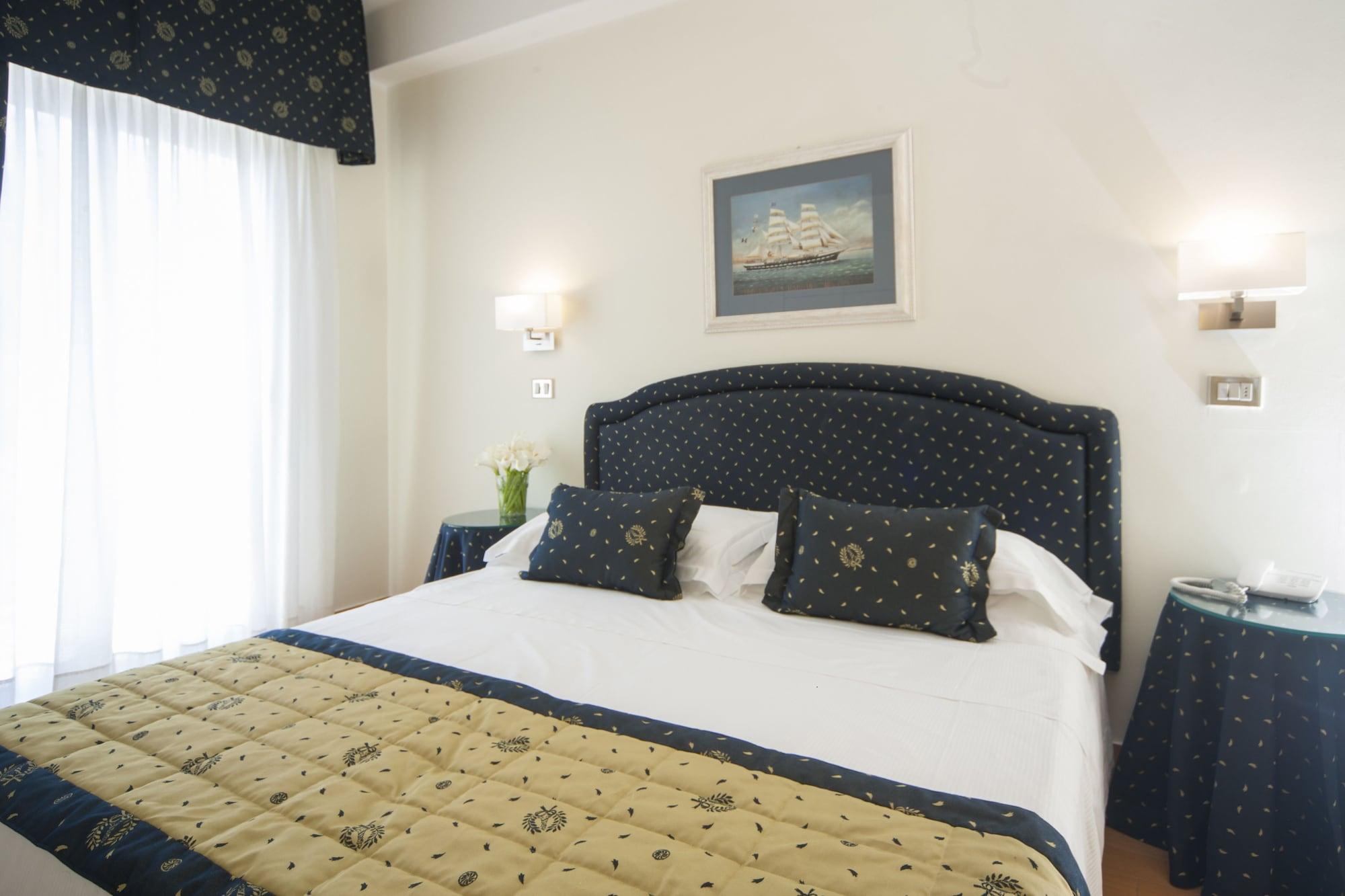 Hotel Mon Cheri Riccione Eksteriør billede