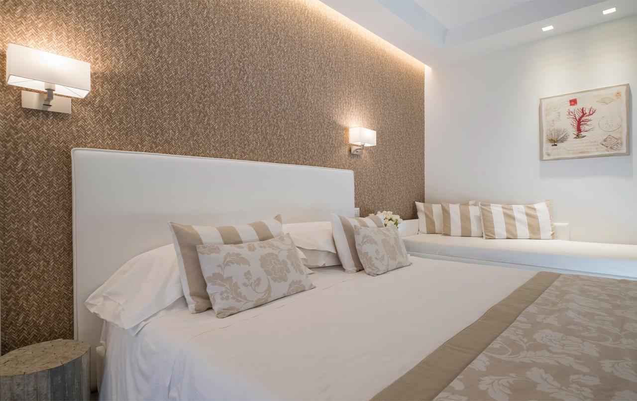 Hotel Mon Cheri Riccione Eksteriør billede